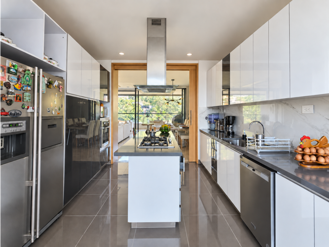 Apartamento de 3 alcobas en venta en La Calera, Medellín, 248 m² · foto 8 de 24