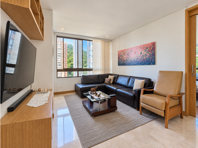 Apartamento de 3 alcobas en venta en La Calera, Medellín, 248 m² · foto 11 de 24