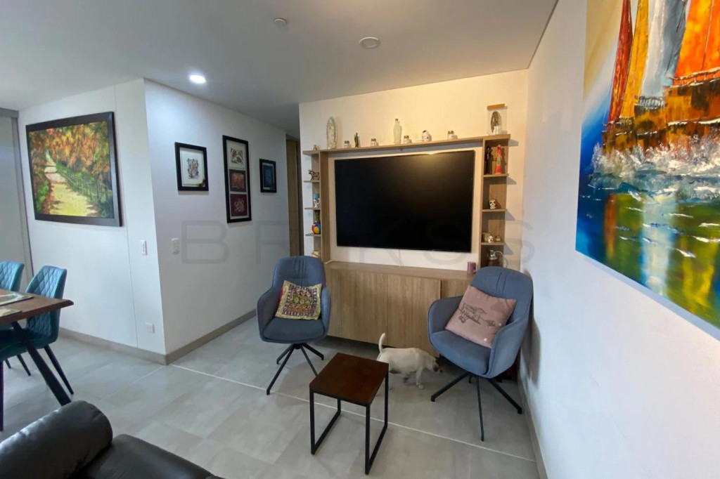 Apartamento en venta en El Esmeraldal, Envigado · foto 2 de 24