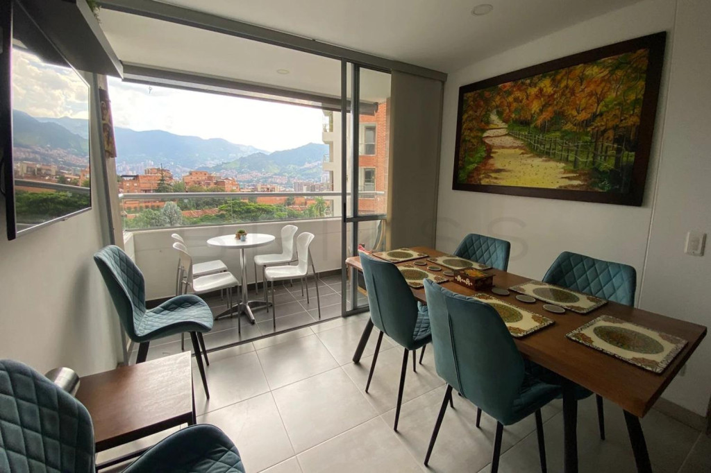 Apartamento en venta en El Esmeraldal, Envigado · foto 3 de 24