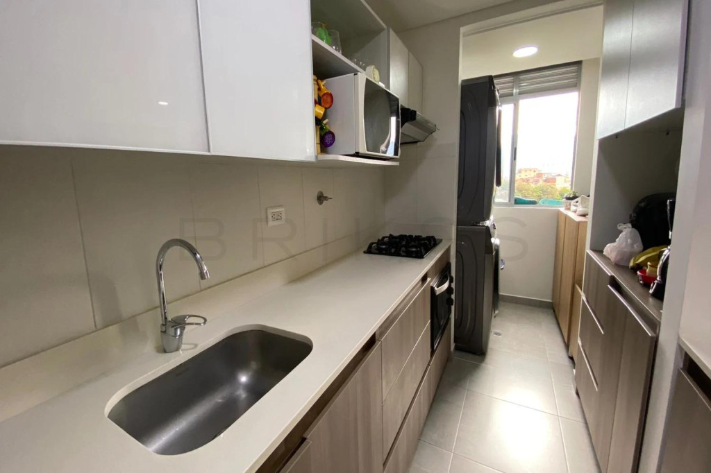 Apartamento en venta en El Esmeraldal, Envigado · foto 5 de 24