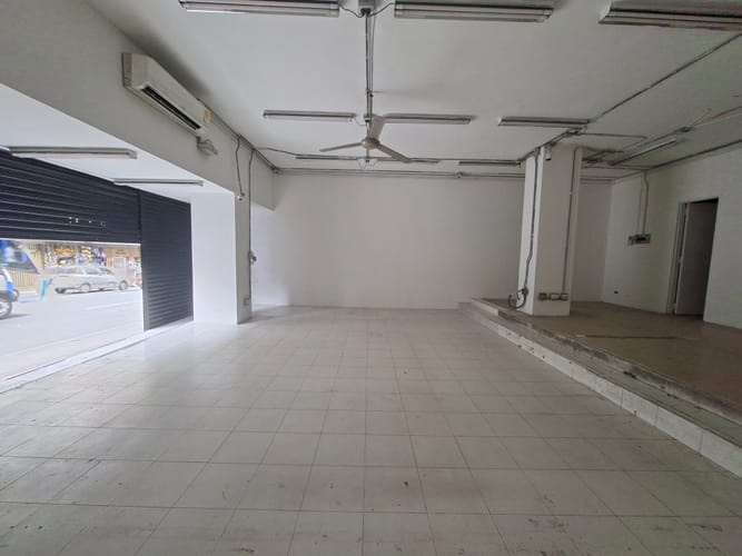 Local en arriendo en La Candelaria, Medellín, 82 m² · foto 3 de 8