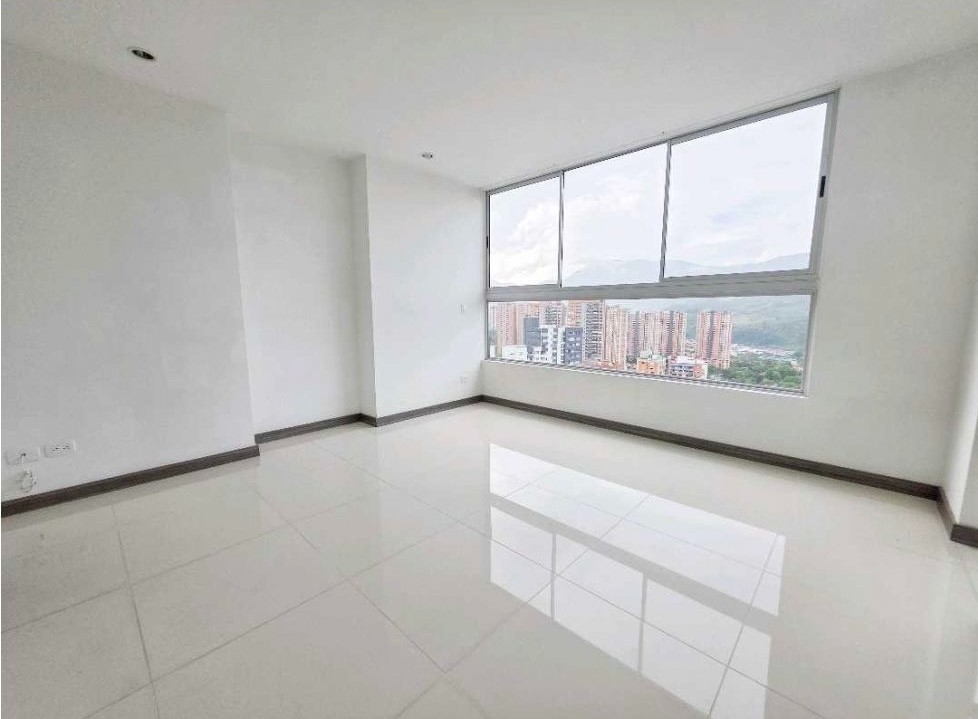 Apartamento en venta en Suramérica, Itagüí · foto 6 de 9
