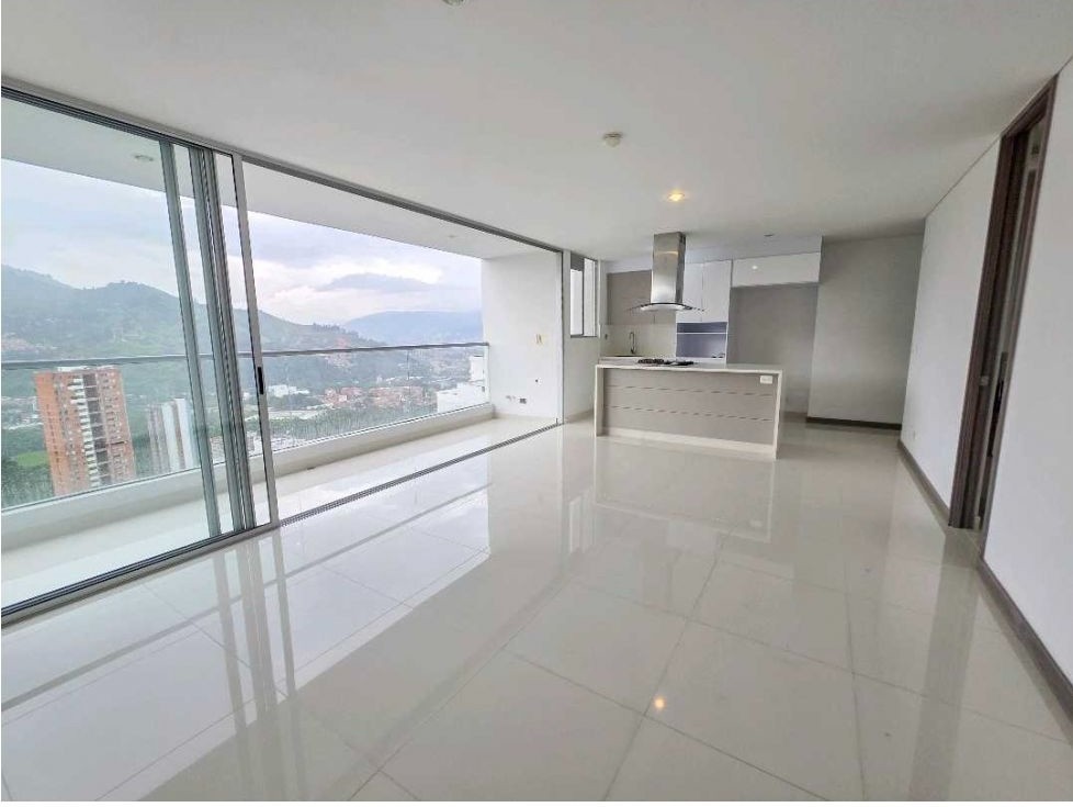 Apartamento en venta en Suramérica, Itagüí · foto 4 de 9