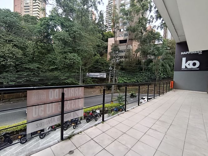 Local en arriendo en El Poblado, Medellín, 374 m² · foto 10 de 20