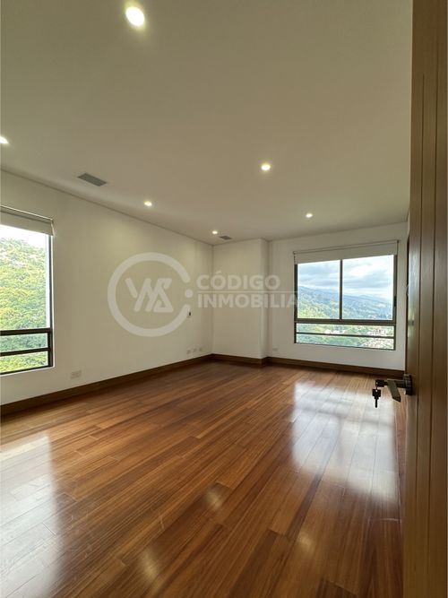 Apartamento de 3 alcobas en venta en Cabecera Del Llano, Bucaramanga, 259 m² · foto 18 de 24