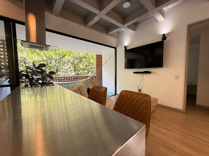 Apartamento en venta en Laureles, Medellín · foto 2 de 24