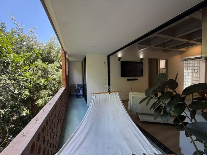 Apartamento en venta en Laureles, Medellín · foto 8 de 24