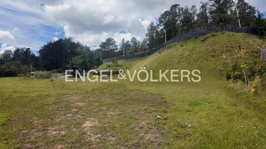 Lote en venta en Las Palmas, Envigado · foto 6 de 7