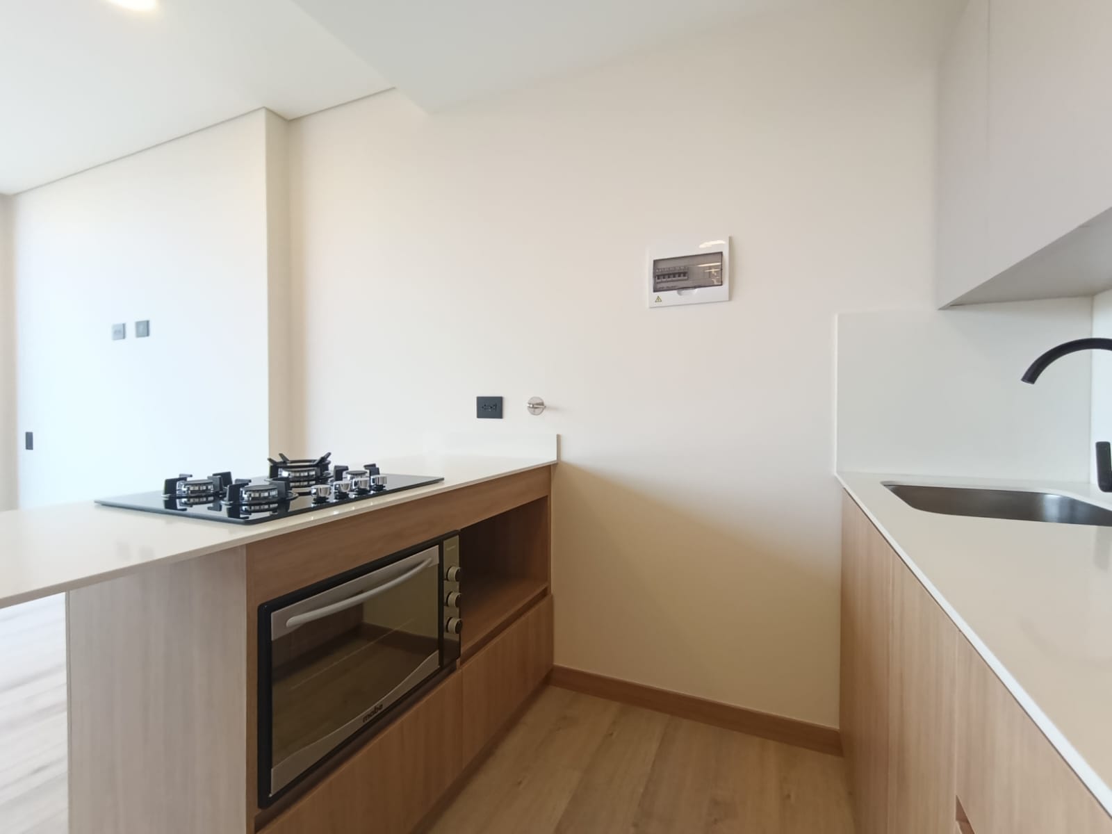 Apartaestudio en arriendo en El Poblado, Medellín · foto 6 de 17