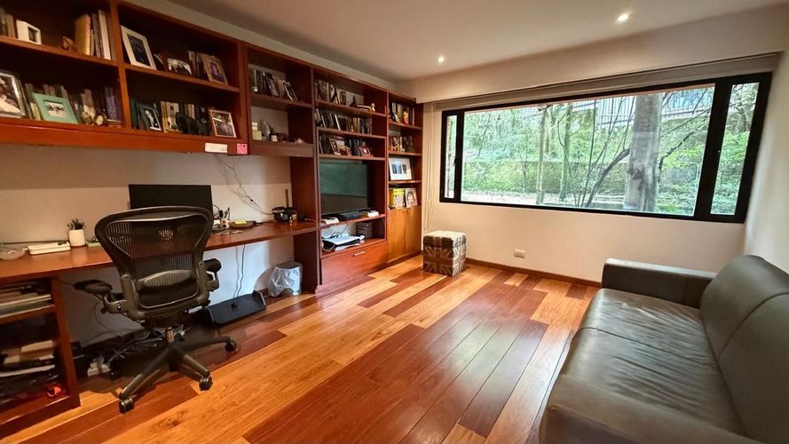 Apartamento de 4 alcobas en venta en Bellavista, Bogotá, 327 m² · foto 11 de 24