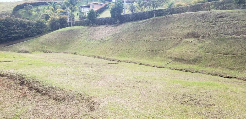 Lote en venta en Guayabito, Rionegro, 3369 m² · foto 13 de 14