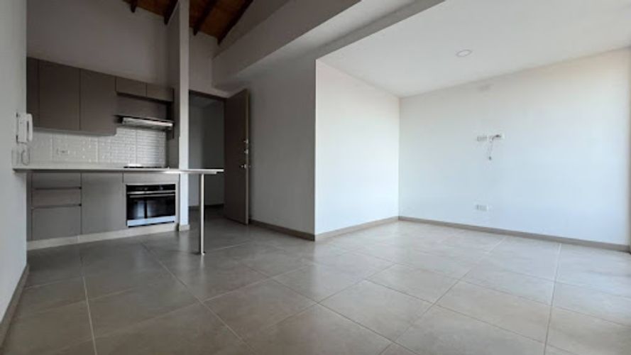 Apartamento de 2 alcobas en venta en La Ceja, 76 m² · foto 3 de 15