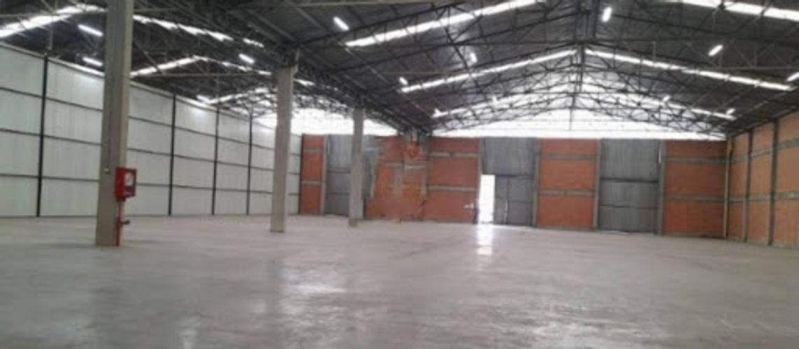 Bodega en arriendo en Zona Centro, Madrid, 2750 m² · foto 5 de 7