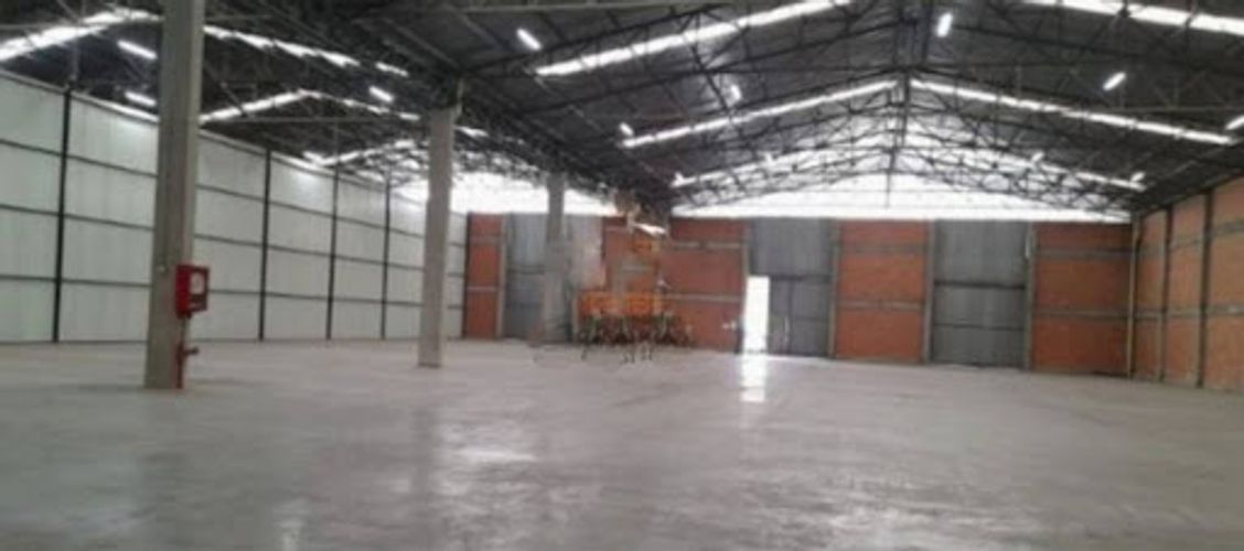 Bodega en arriendo en Zona Centro, Madrid, 2750 m² · foto 7 de 7