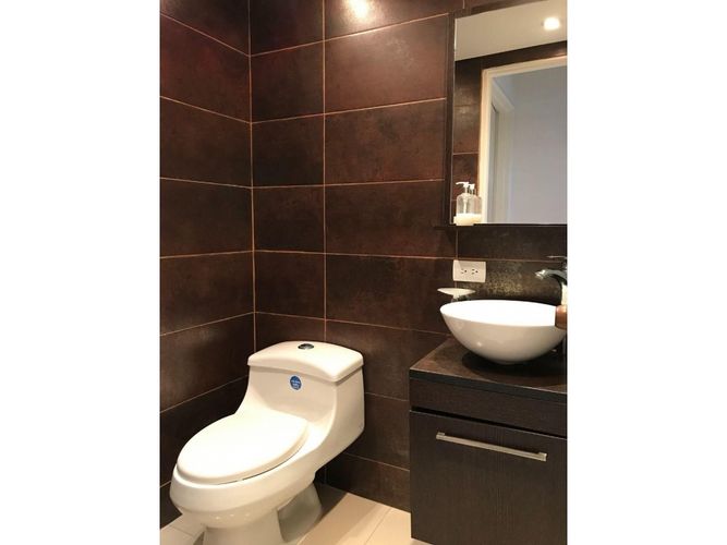 Oficina en venta en Villa Carlota, Medellín, 116 m² · foto 10 de 11