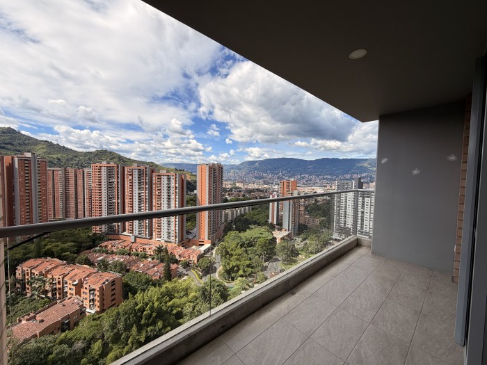 Apartamento en venta en Ditaires, Itagüí · foto 6 de 24