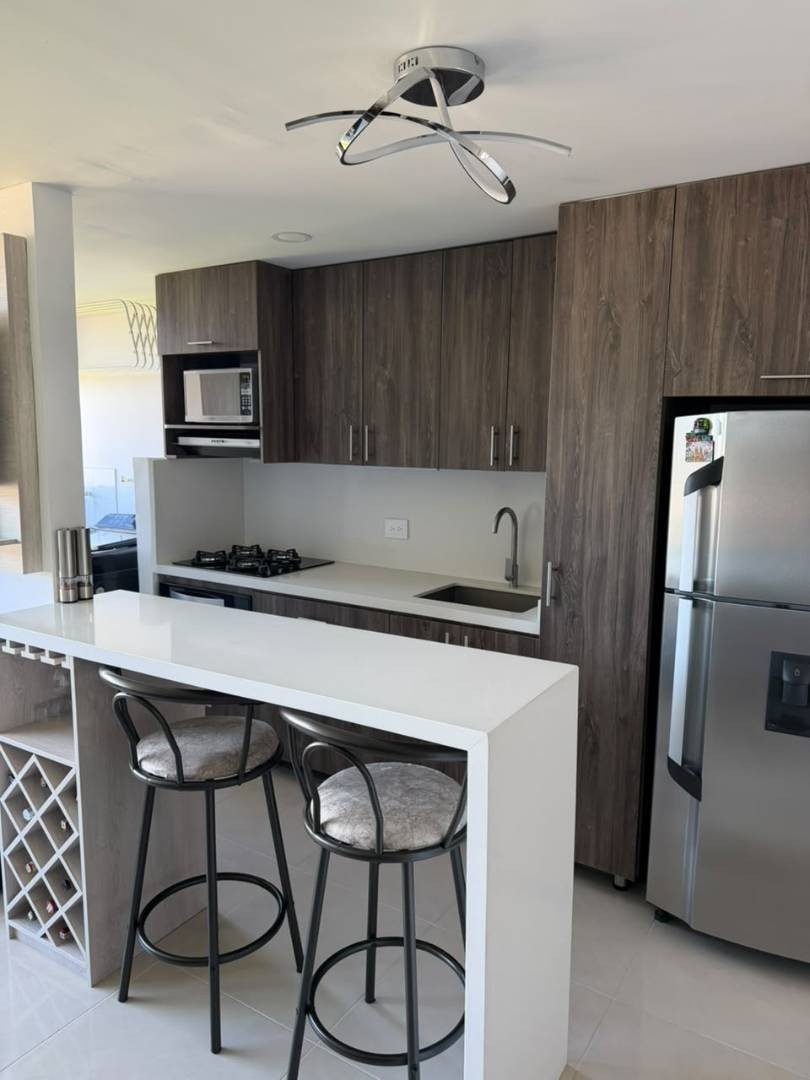 Apartamento en venta en La Ferreria, La Estrella · foto 4 de 10