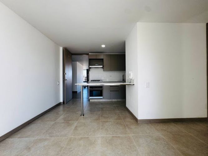 Apartamento de 2 alcobas en venta en La Ceja, 56 m² · foto 2 de 13