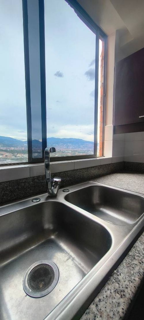 Apartamento de 3 alcobas en arriendo en Santa Maria De Los Angeles, Medellín, 120 m² · foto 4 de 24