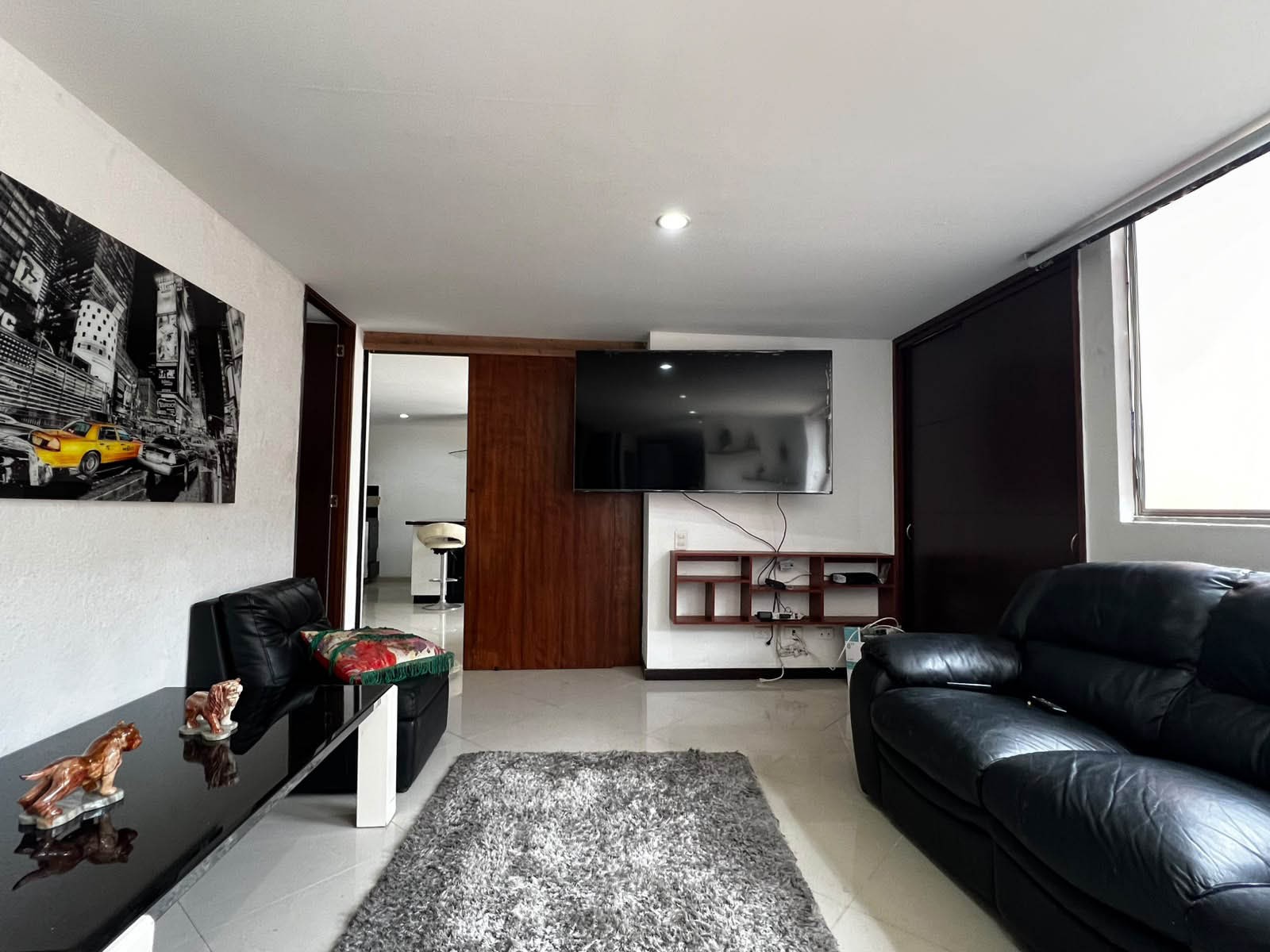 Apartamento en venta en El Poblado, Medellín · foto 5 de 10