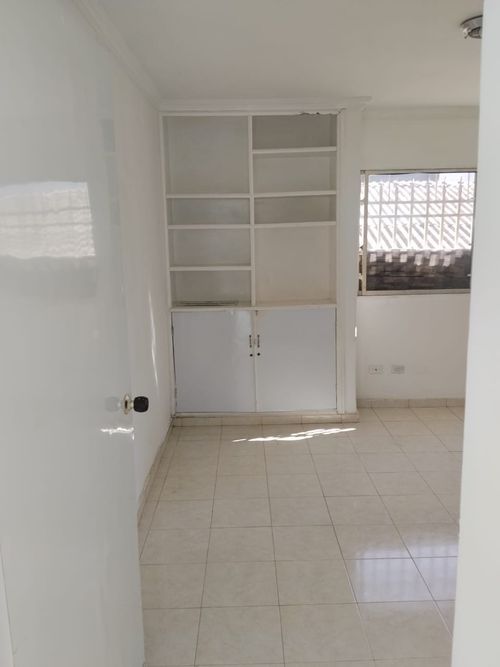 Oficina en arriendo en Centro, Barranquilla, 40 m² · foto 2 de 10