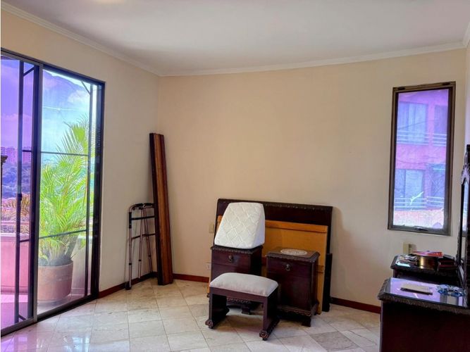 Apartamento de 4 alcobas en venta en Ciudad Jardin, Cali, 174 m² · foto 8 de 24
