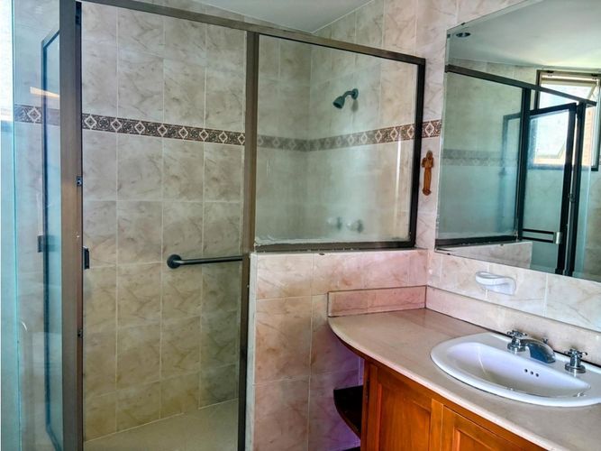 Apartamento de 4 alcobas en venta en Ciudad Jardin, Cali, 174 m² · foto 9 de 24