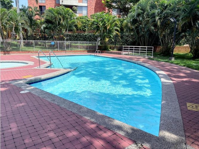 Apartamento de 4 alcobas en venta en Ciudad Jardin, Cali, 174 m² · foto 23 de 24