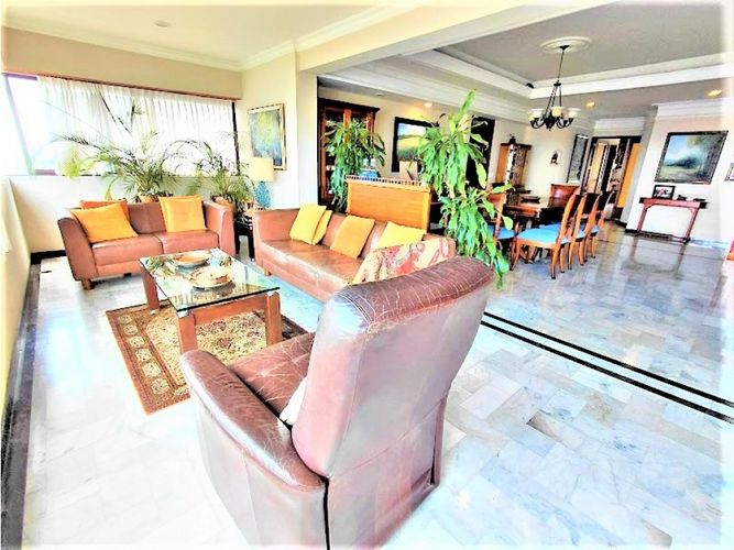 Apartamento de 4 alcobas en venta en Santa Monica, Cali, 232 m² · foto 8 de 24