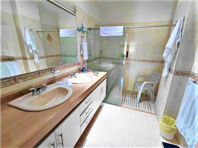 Apartamento de 4 alcobas en venta en Santa Monica, Cali, 232 m² · foto 18 de 24