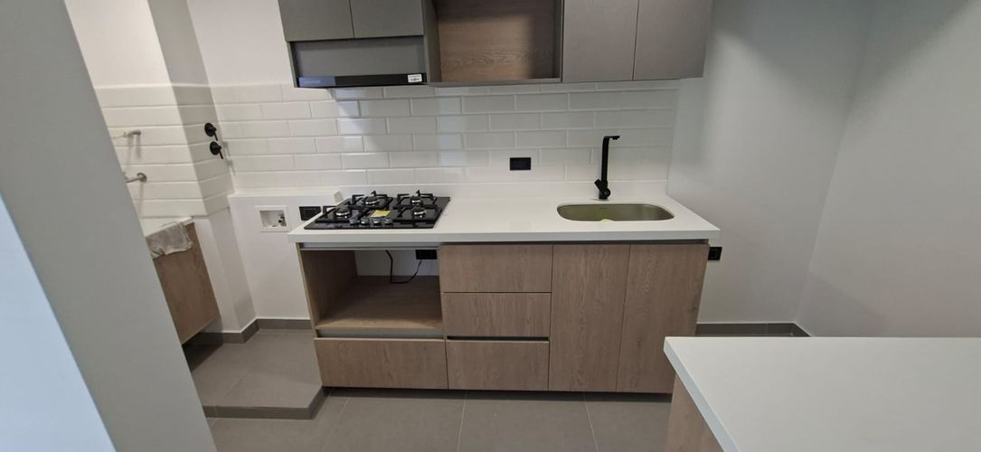 Apartamento de 2 alcobas en arriendo en Loma De San Jose, Sabaneta, 55 m² · foto 3 de 20