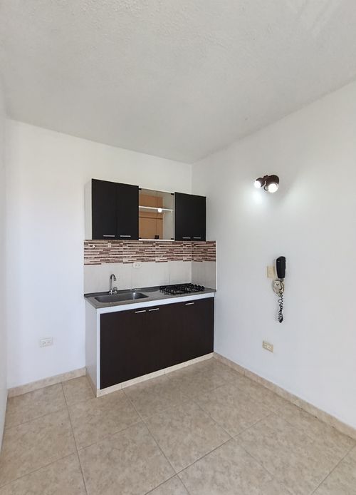 Apartamento de 3 alcobas en venta en Cr Ventus, Cúcuta, 44 m² · foto 2 de 12