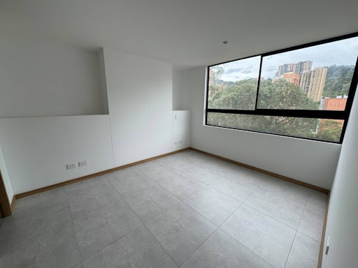 Apartamento en arriendo en Prados De Sabaneta, Sabaneta · foto 5 de 9