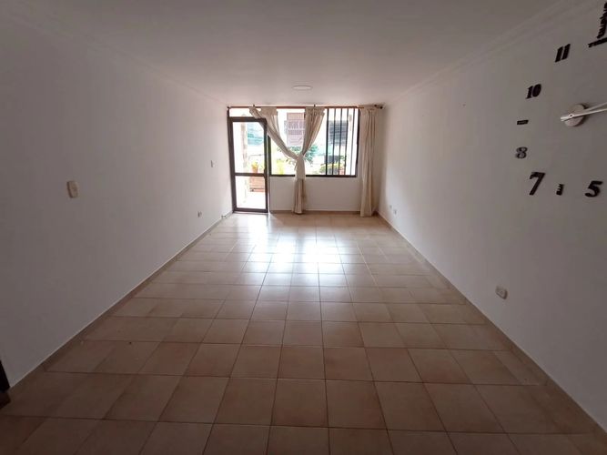 Apartamento de 3 alcobas en venta en Sotomayor, Bucaramanga, 115 m² · foto 2 de 22