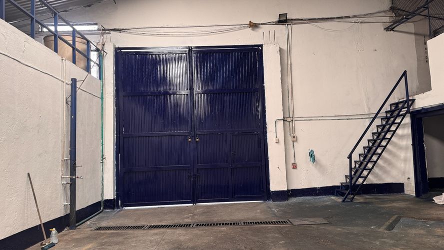Bodega en arriendo en Troncal, Cali, 1370 m² · foto 9 de 24
