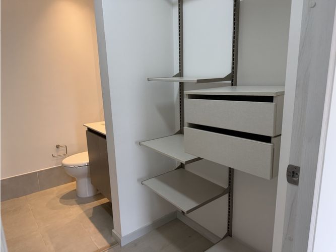 Apartamento de 2 alcobas en venta en Villa Carlota, Medellín, 74 m² · foto 9 de 23