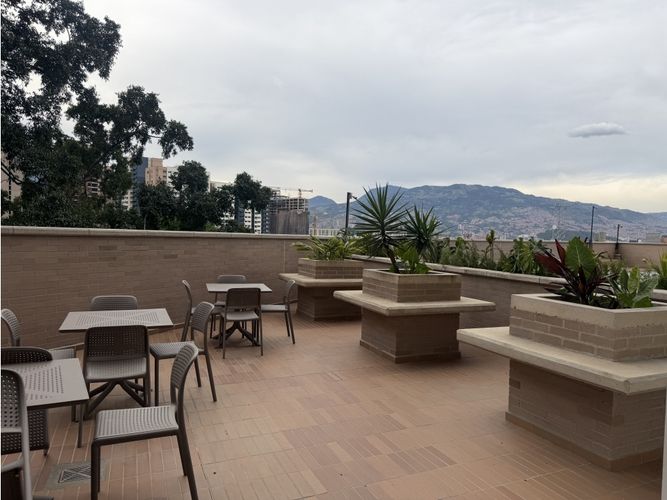 Apartamento de 2 alcobas en venta en Villa Carlota, Medellín, 74 m² · foto 16 de 23