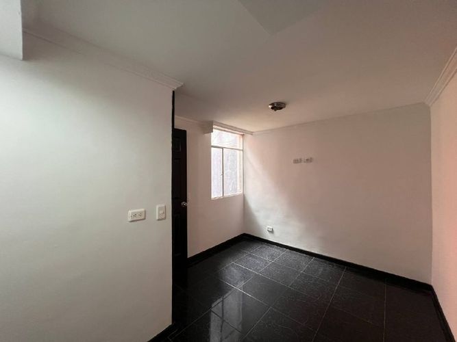 Apartamento de 3 alcobas en venta en Uaecd 007, Soacha, 42 m² · foto 7 de 8