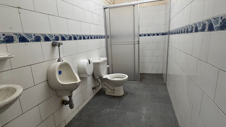 Bodega en arriendo en Troncal, Cali, 1370 m² · foto 19 de 24