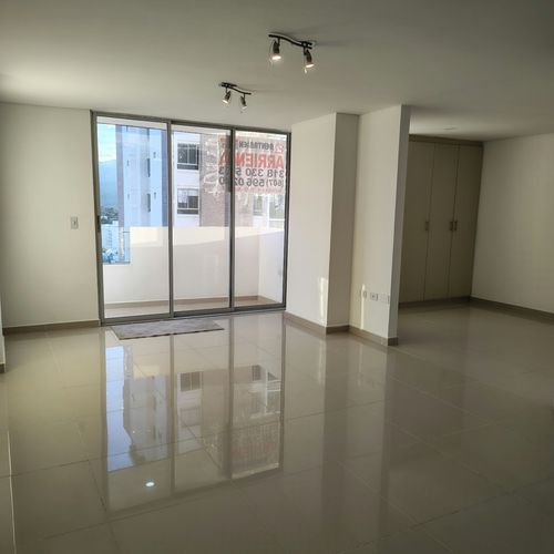 Apartamento de 2 alcobas en arriendo en Bellavista, Los Patios, 70 m² · foto 2 de 15