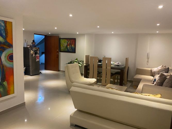 Apartamento de 2 alcobas en venta en Cristales, Cali, 65 m² · foto 4 de 11