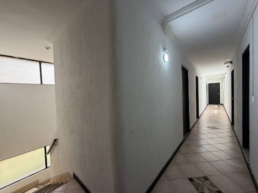 Local en venta en Boston, Medellín, 869 m² · foto 18 de 20