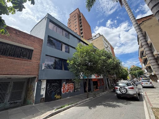 Local en venta en Boston, Medellín, 869 m² · foto 20 de 20