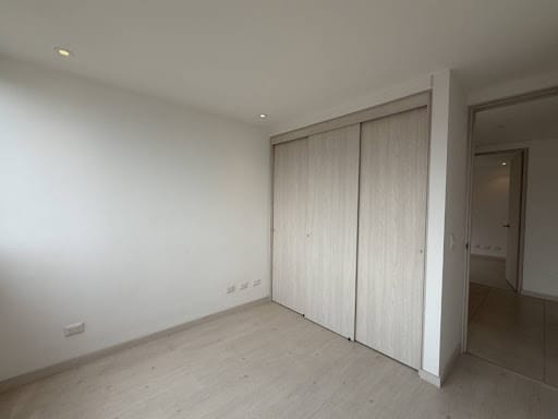 Apartamento de 3 alcobas en arriendo en Vía Las Palmas, Medellín, 105 m² · foto 6 de 19
