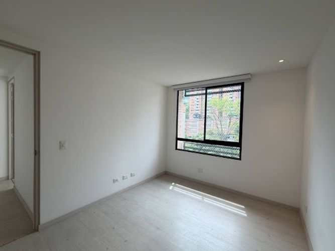 Apartamento de 3 alcobas en arriendo en Vía Las Palmas, Medellín, 105 m² · foto 7 de 19