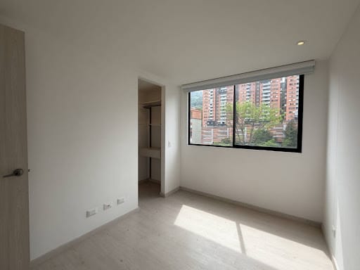 Apartamento de 3 alcobas en arriendo en Vía Las Palmas, Medellín, 105 m² · foto 9 de 19