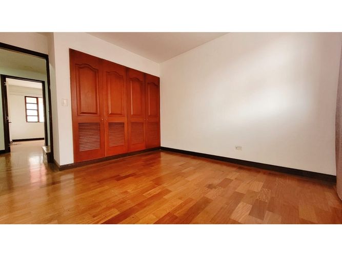 Casa de 5 alcobas en venta en San Jorge, Funza, 182 m² · foto 9 de 17