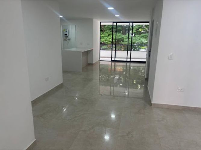 Apartamento en venta en La Almeria, Medellín · foto 2 de 11