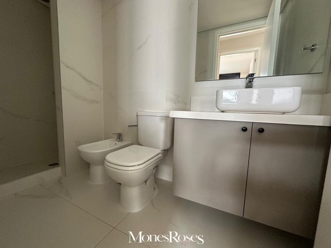 Divino Apartamento  Alquiler en Parque Miramar · Foto 7